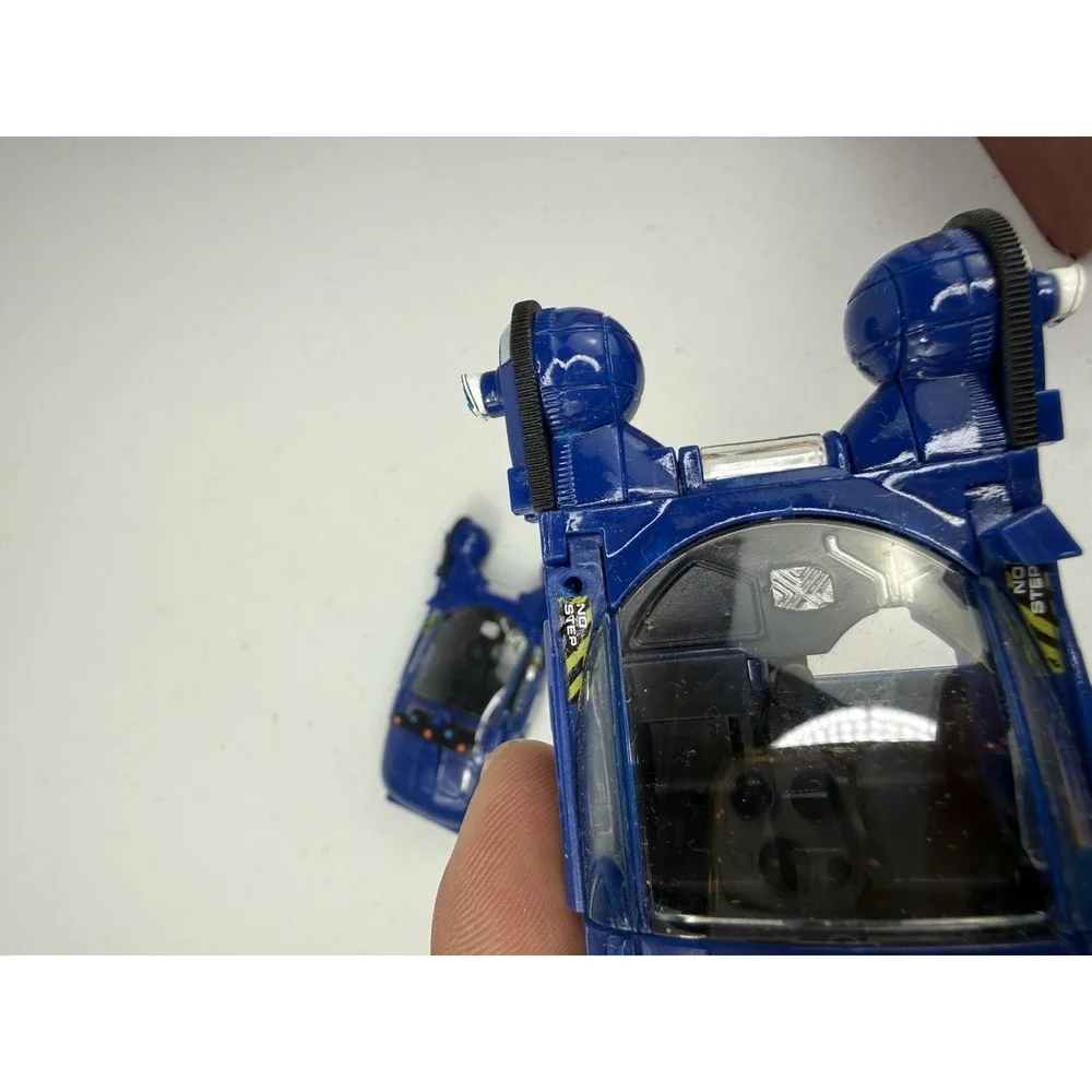 Blade Runner Police Spinner Miniature CarMovie Collectible